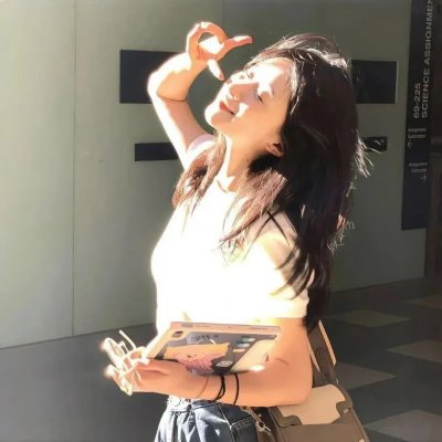 我才不要和人类恋爱呢