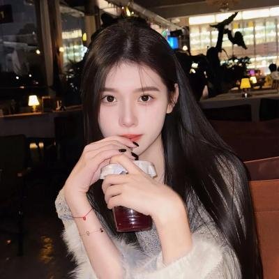 50英尺高的女人